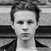 Hellberg Lyrics