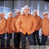 Intocable Lyrics