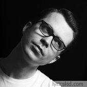 Tom Vek Lyrics